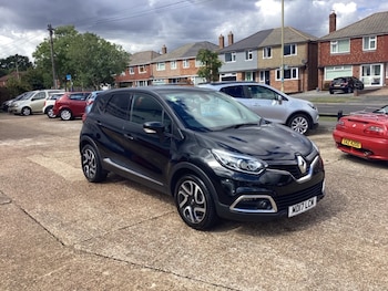 Used Renault Captur 2017 for sale - 76400071: Photo