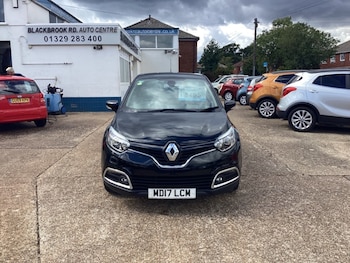 Used Renault Captur 2017 for sale - 76400071: Photo