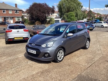 Used Hyundai i10 2015 for sale - 79654736: Photo