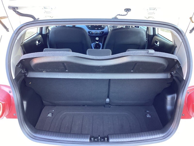 Used Hyundai i10 2015 for sale - 77920958: Photo 10