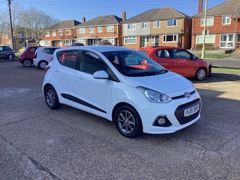 Used Hyundai i10 2015 for sale - 77920958: Photo