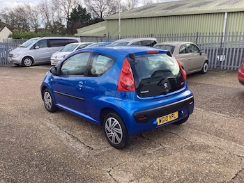 Used Peugeot 107 2010 for sale - 77535639: Photo
