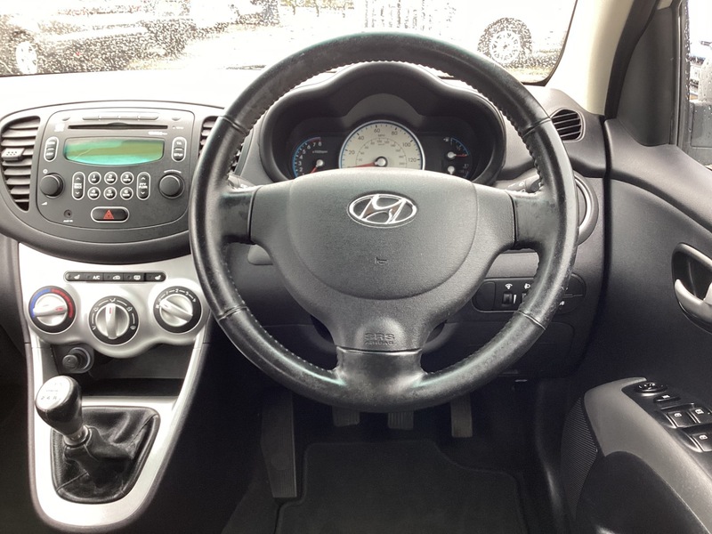 Used Hyundai i10 2010 for sale - 77547916: Photo 13