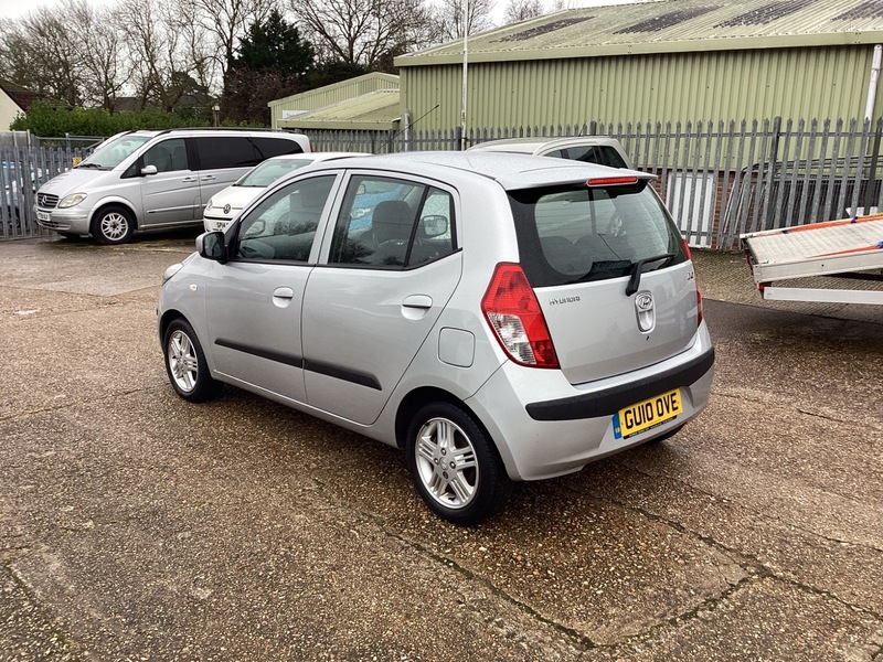 Used Hyundai i10 2010 for sale - 77547916: Photo 4