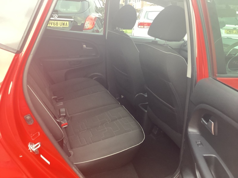 Used Kia Venga 2011 for sale - 77132623: Photo 9