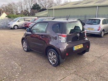 Used Toyota IQ 2009 for sale - 77821748: Photo