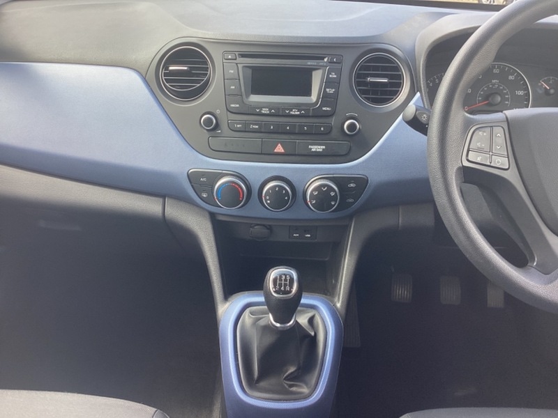 Used Hyundai i10 2017 for sale - 76400070: Photo 11