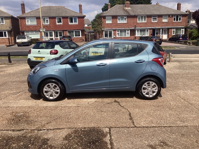 Used Hyundai i10 2017 for sale - 76400070: Photo 7