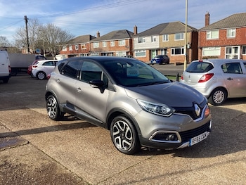 Used Renault Captur 2015 for sale - 77735377: Photo