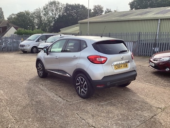 Used Renault Captur 2014 for sale - 76400077: Photo