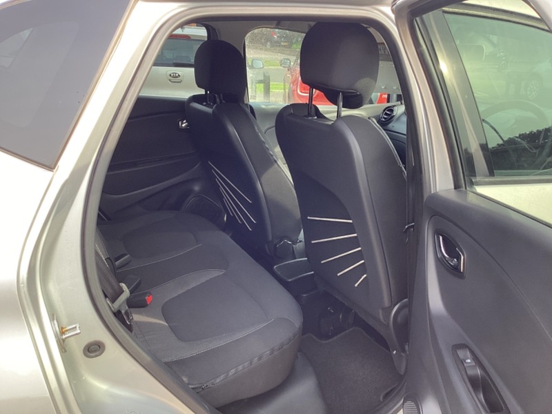 Used Renault Captur 2014 for sale - 76400077: Photo 9