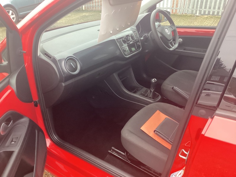 Used Volkswagen up! 2018 for sale - 77132624: Photo 11