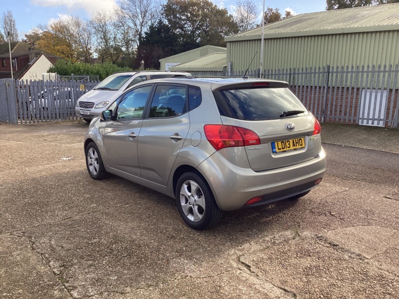 Used Kia Venga 2013 for sale - 76520872: Photo 4