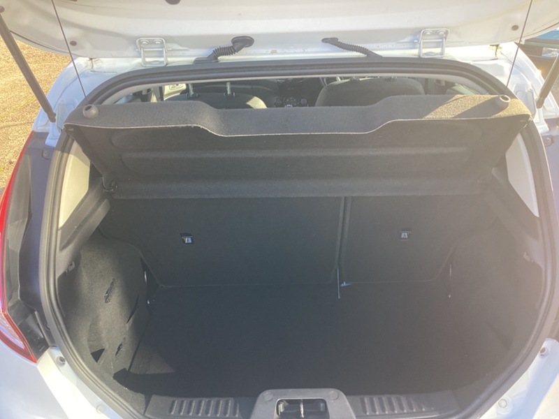 Used Ford Fiesta 2015 for sale - 77132605: Photo 10