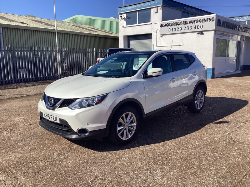 Used Nissan Qashqai 2015 for sale - 78154659: Photo 3