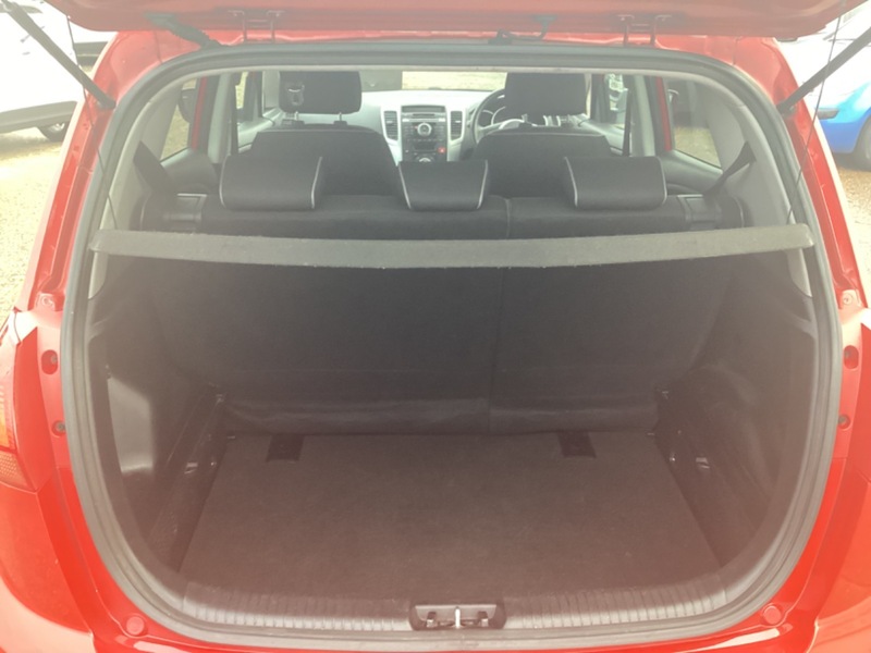 Used Kia Venga 2011 for sale - 77038636: Photo 10