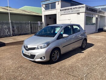 Used Toyota Yaris 2014 for sale - 78558034: Photo