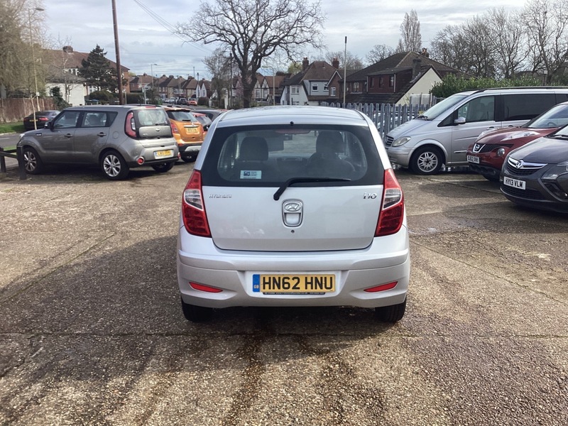 Used Hyundai i10 2012 for sale - 77821796: Photo 5