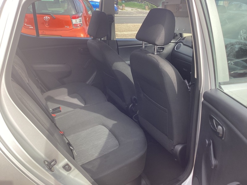 Used Hyundai i10 2012 for sale - 77821796: Photo 9