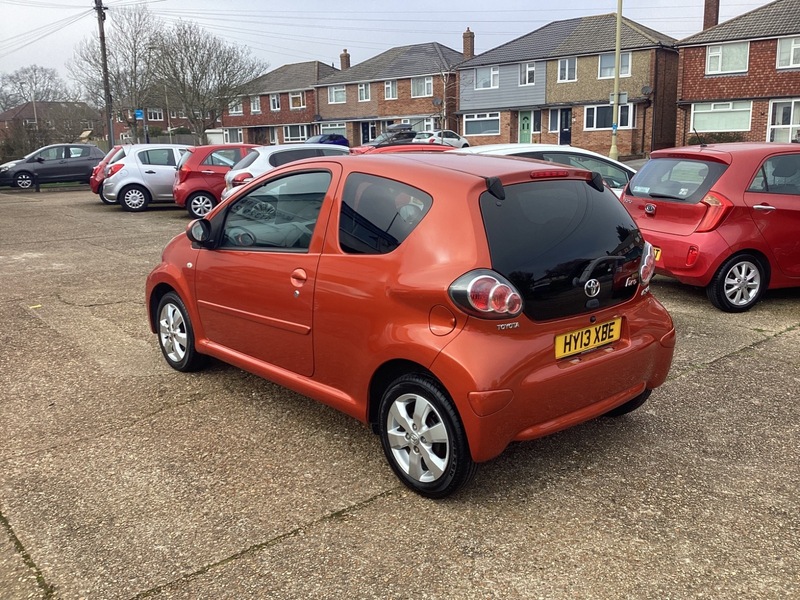 Used Toyota AYGO 2013 for sale - 77805681: Photo 2