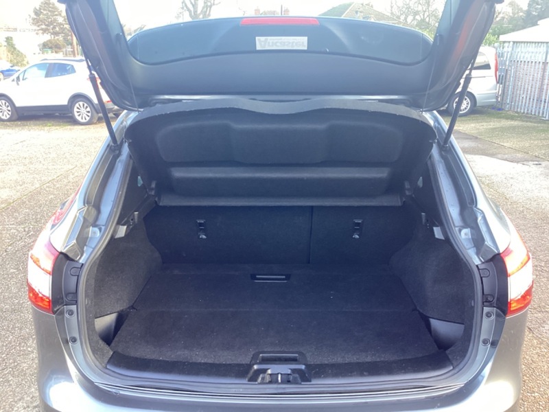 Used Nissan Qashqai 2015 for sale - 77423103: Photo 10