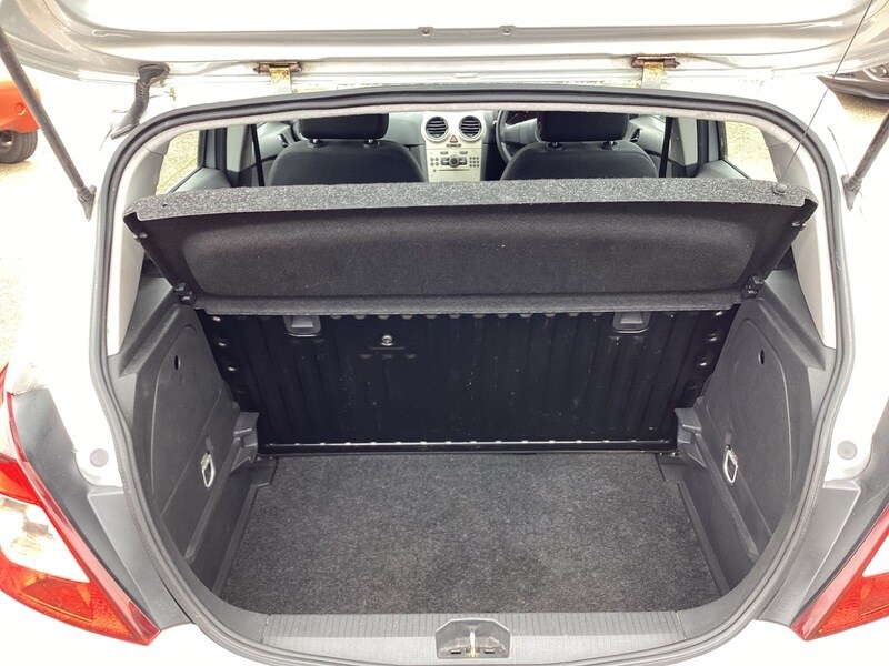 Used Vauxhall Corsa 2009 for sale - 77906088: Photo 10