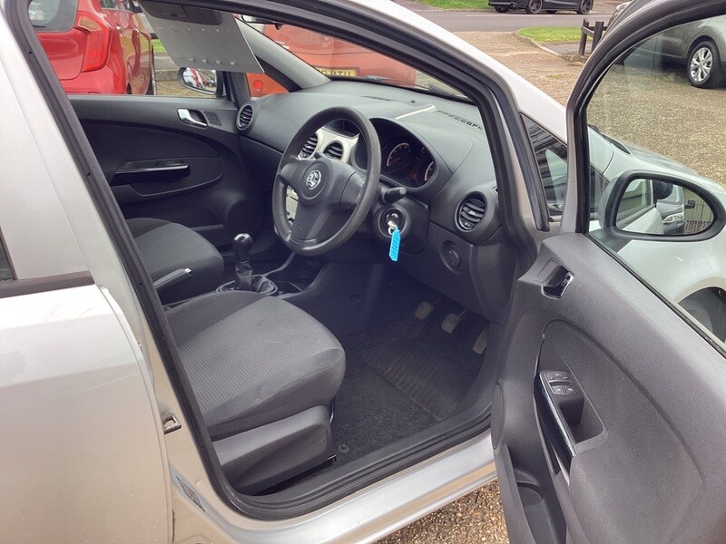 Used Vauxhall Corsa 2009 for sale - 77906088: Photo 8