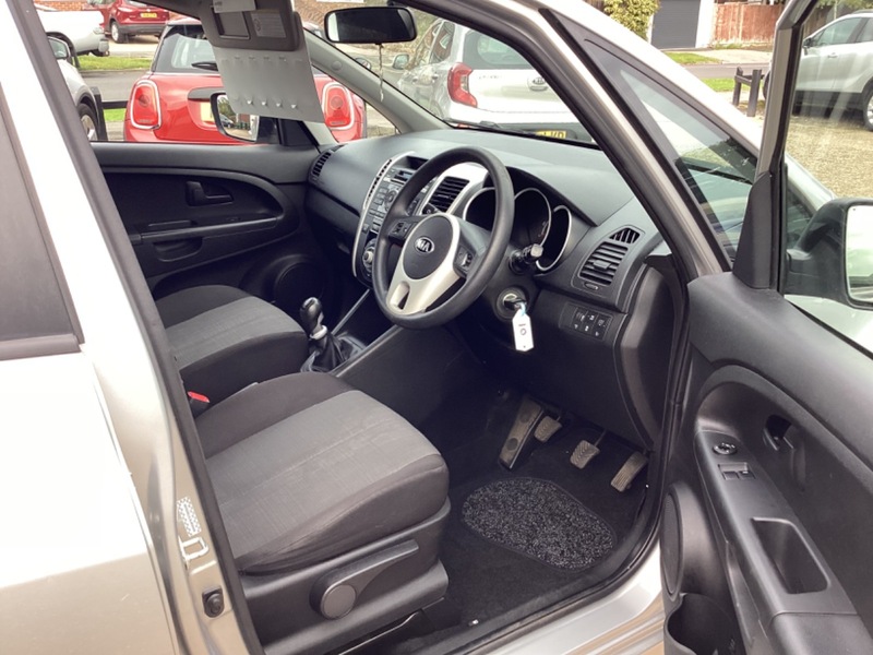 Used Kia Venga 2013 for sale - 76418050: Photo 7