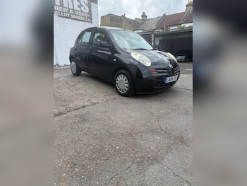 2004 (04) - 1.0 E 5dr