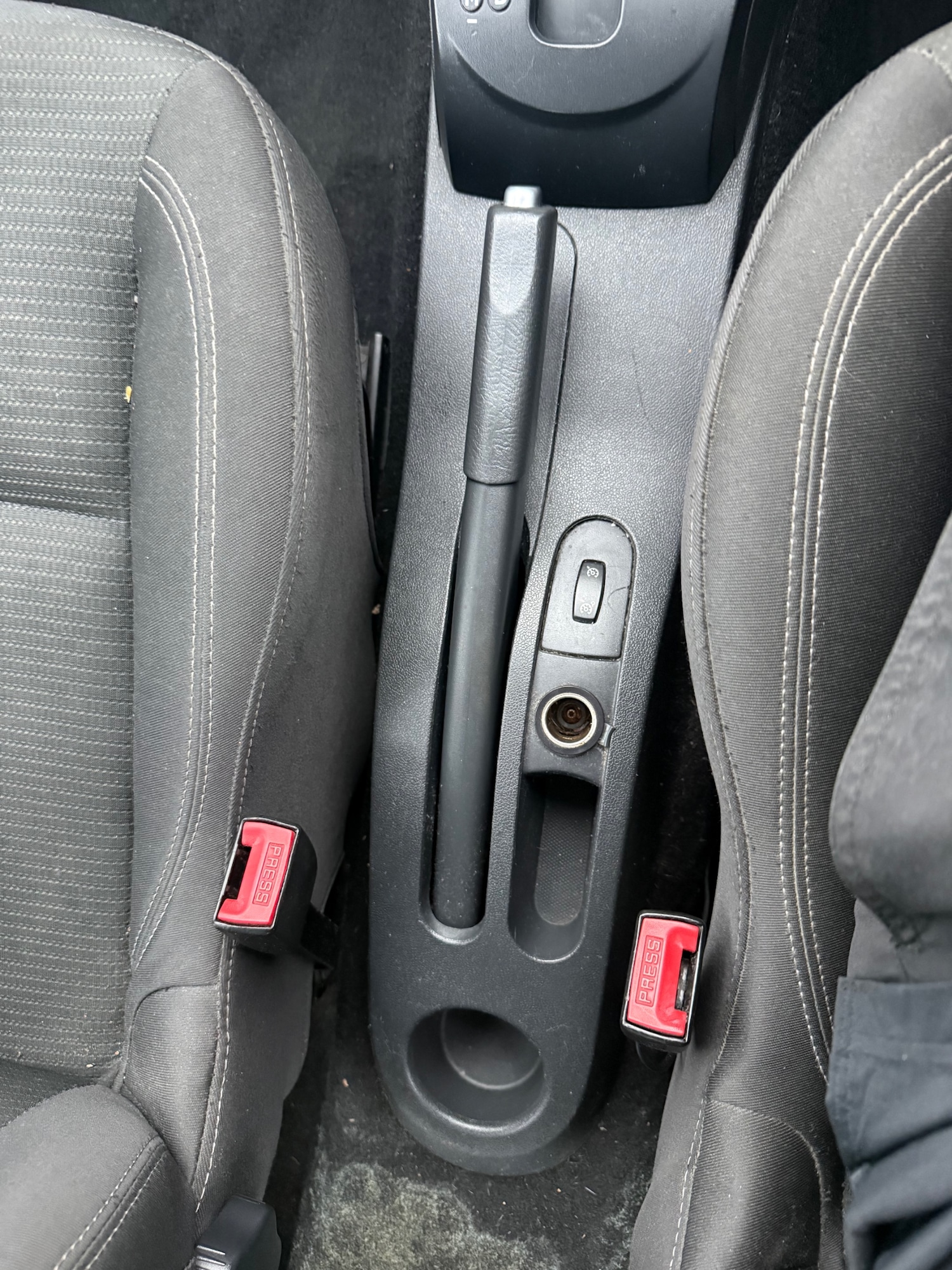 Used Renault Clio 2011 for sale - 77326395: Photo 14