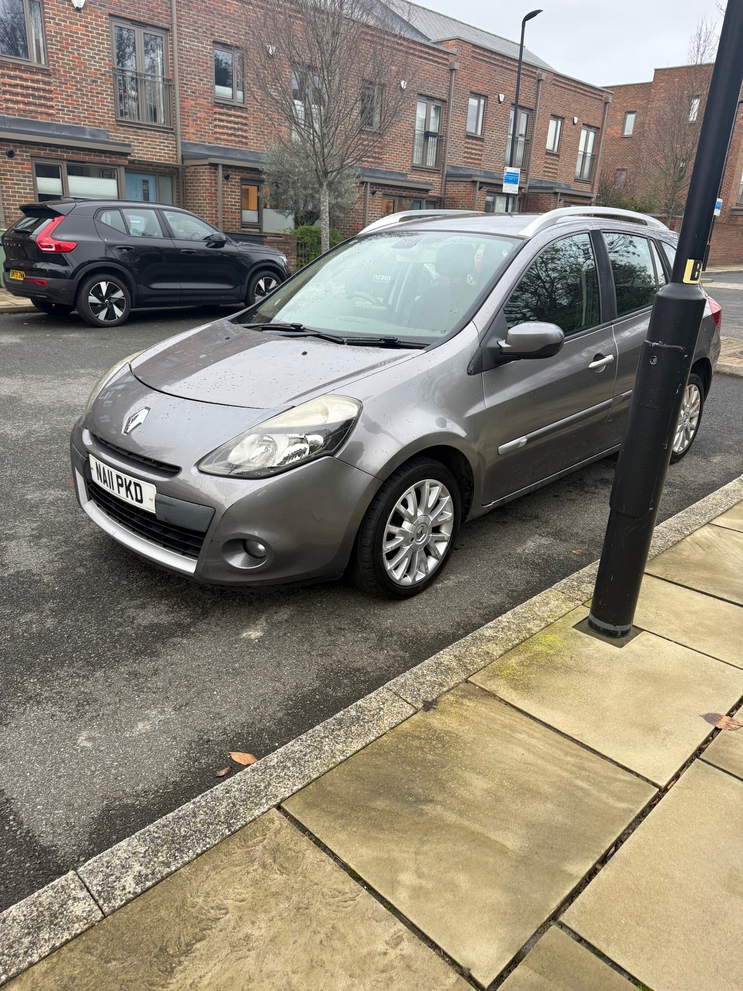 Used Renault Clio 2011 for sale - 77326395: Photo 3