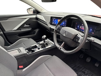 Used Vauxhall Astra 2022 for sale - 76873642: Photo