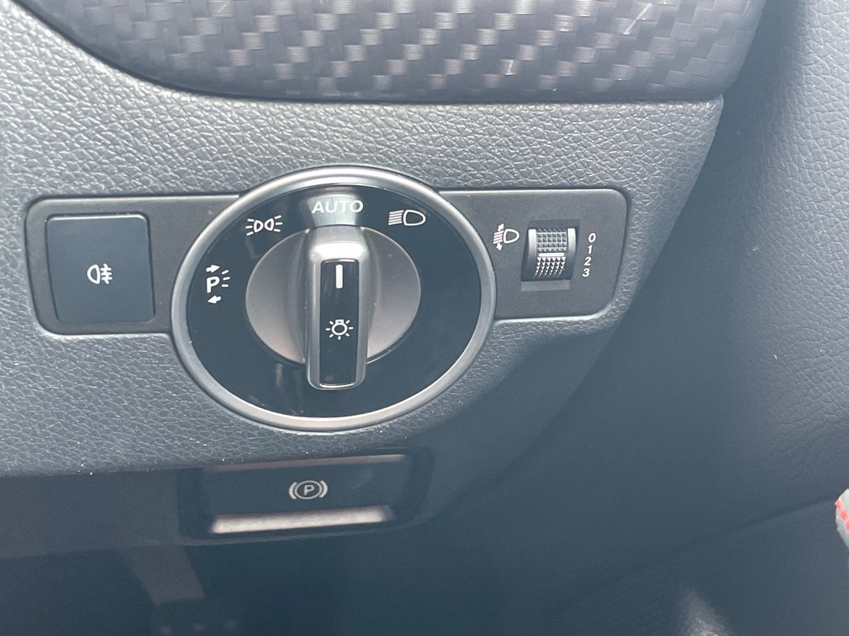 Used Mercedes-Benz A-Class 2016 for sale - 76868286: Photo 29