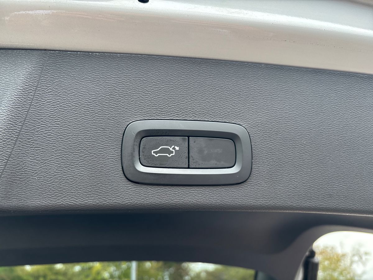 Used Volvo XC40 2020 for sale - 75922023: Photo 30