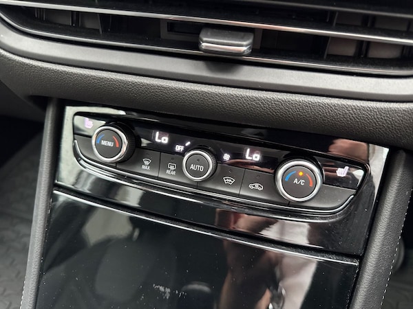 Used Vauxhall Grandland 2022 for sale - 75671890: Photo 32
