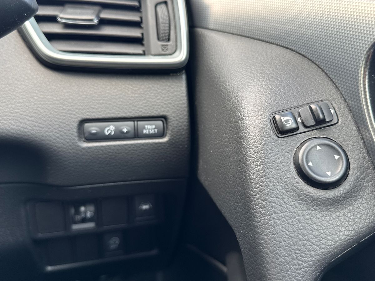 Used Nissan Qashqai 2018 for sale - 76868250: Photo 38