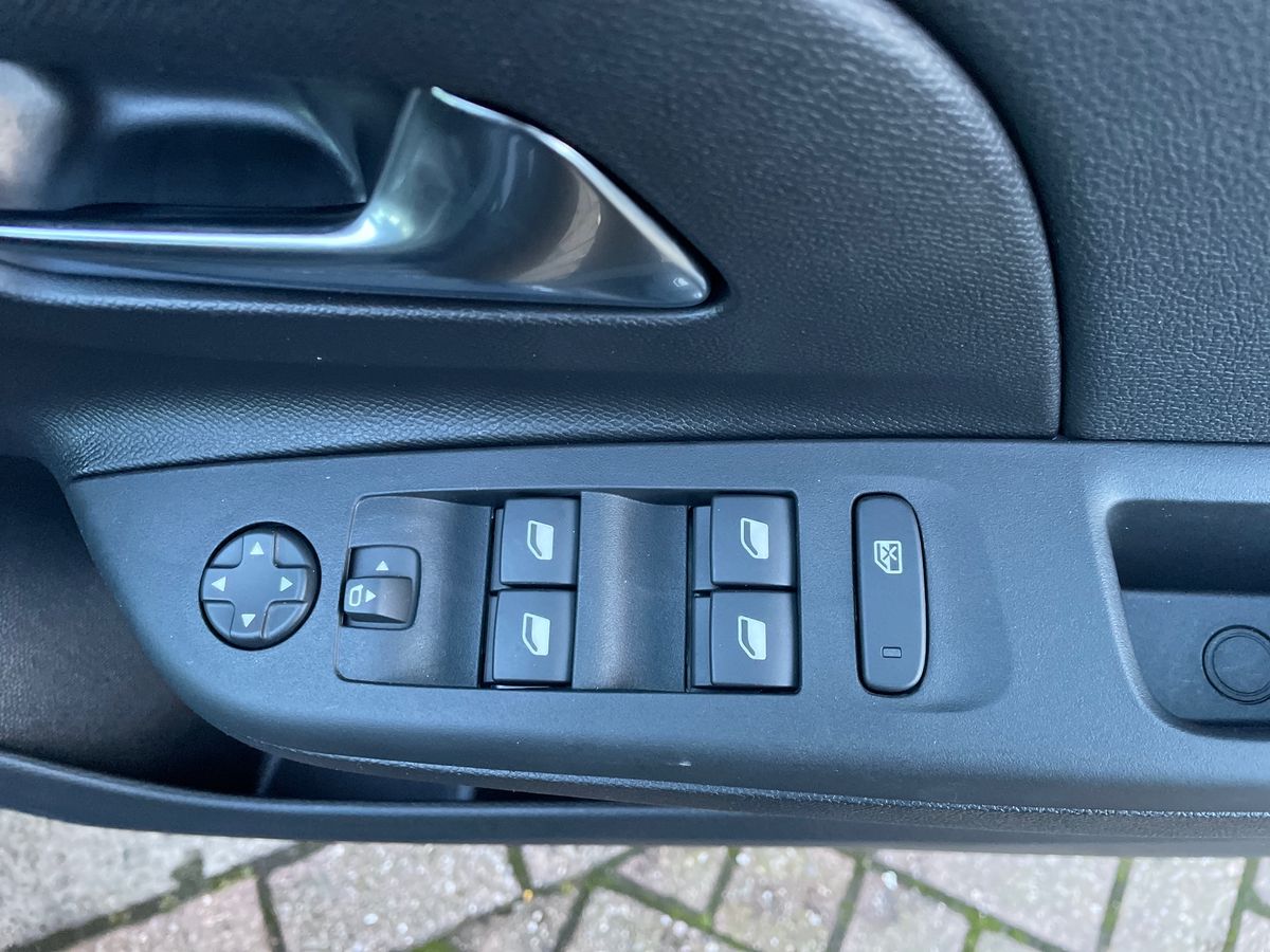 Used Vauxhall Corsa 2024 for sale - 76869427: Photo 17