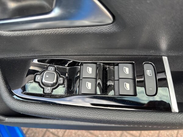 Used Vauxhall Astra 2023 for sale - 75471452: Photo 17
