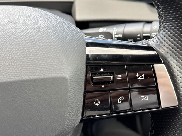 Used Vauxhall Astra 2023 for sale - 75471452: Photo 23