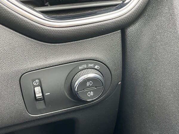 Used Vauxhall Crossland 2021 for sale - 76140381: Photo 30