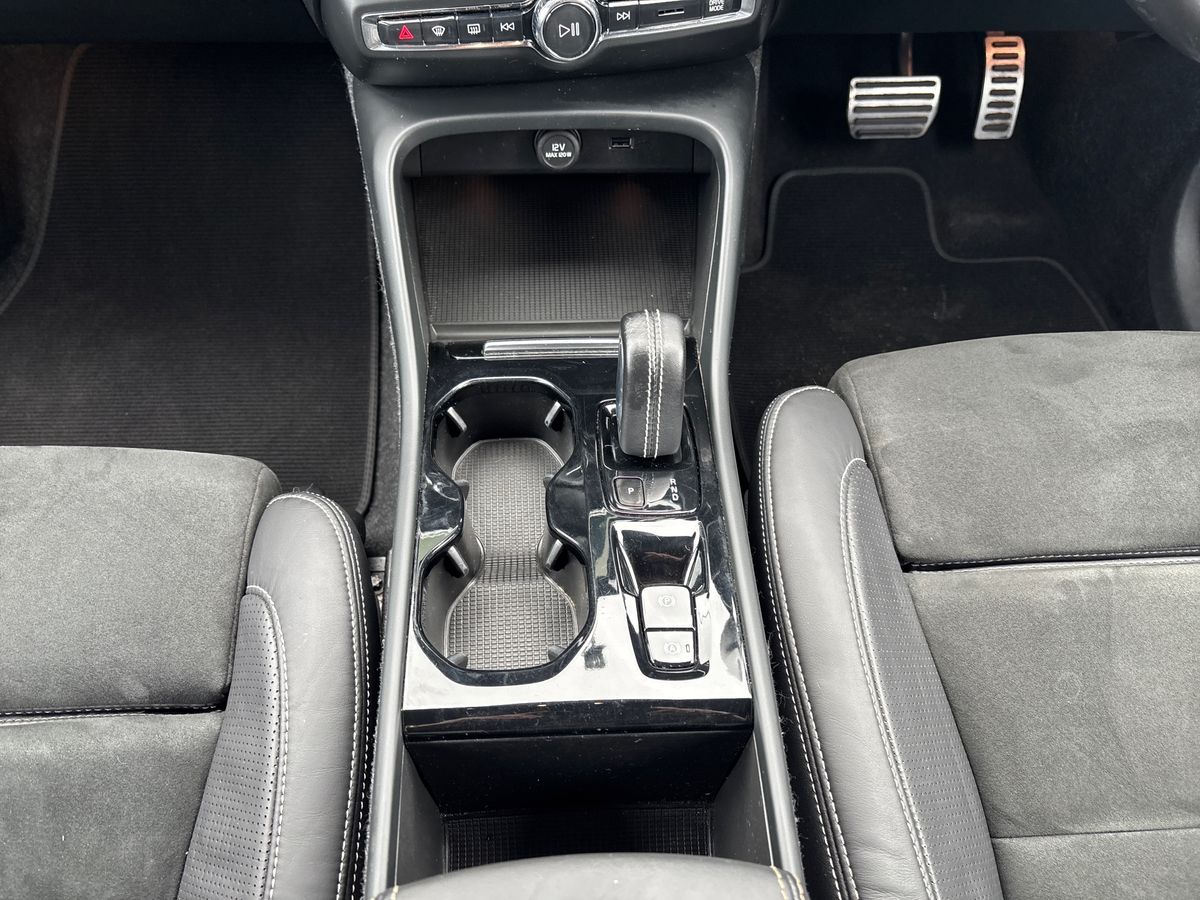 Used Volvo XC40 2020 for sale - 77420369: Photo 40