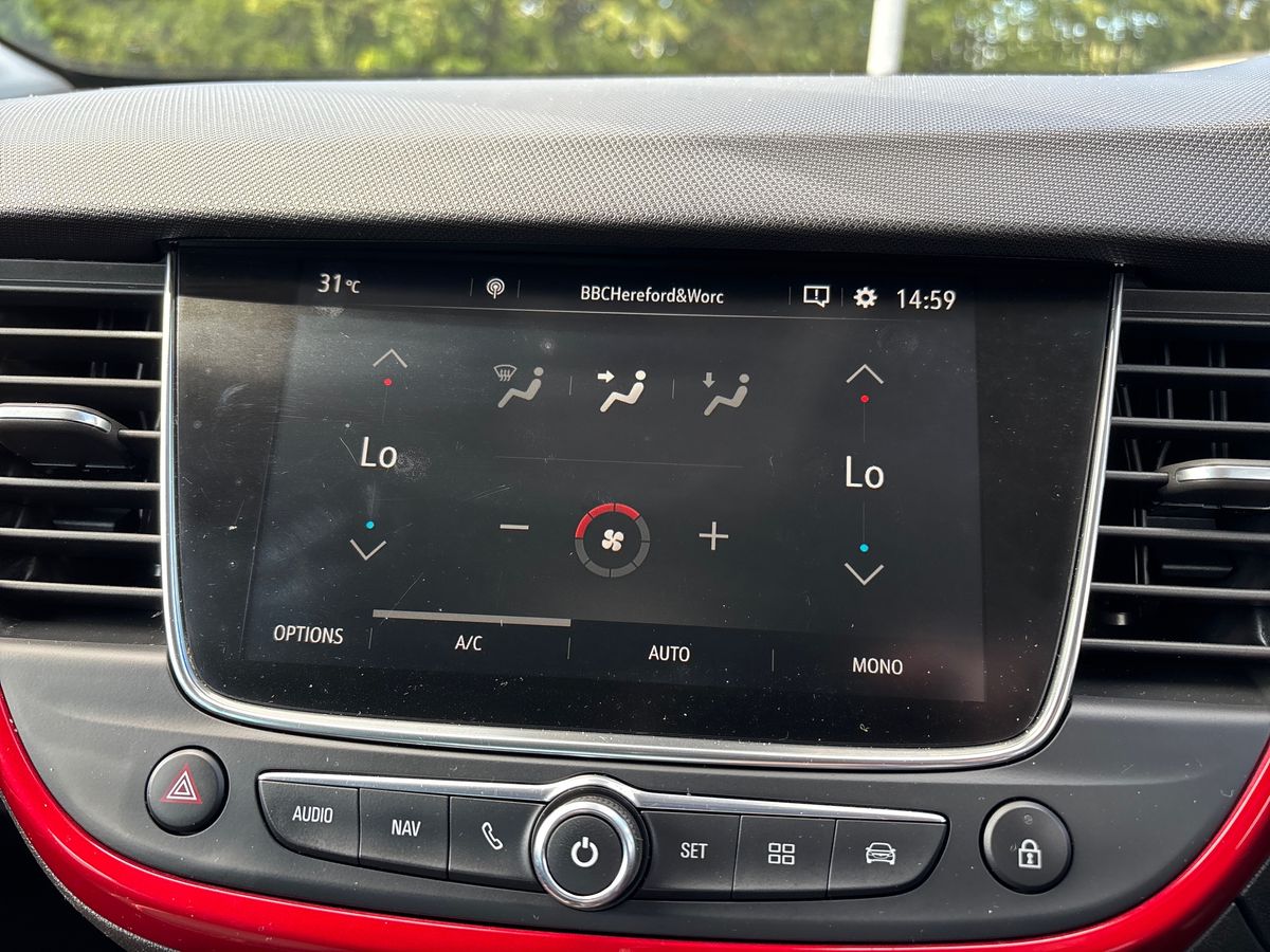 Used Vauxhall Crossland 2022 for sale - 76868396: Photo 33