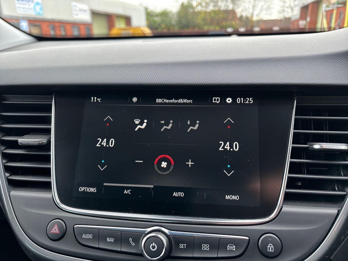 Used Vauxhall Crossland 2022 for sale - 76873655: Photo 35