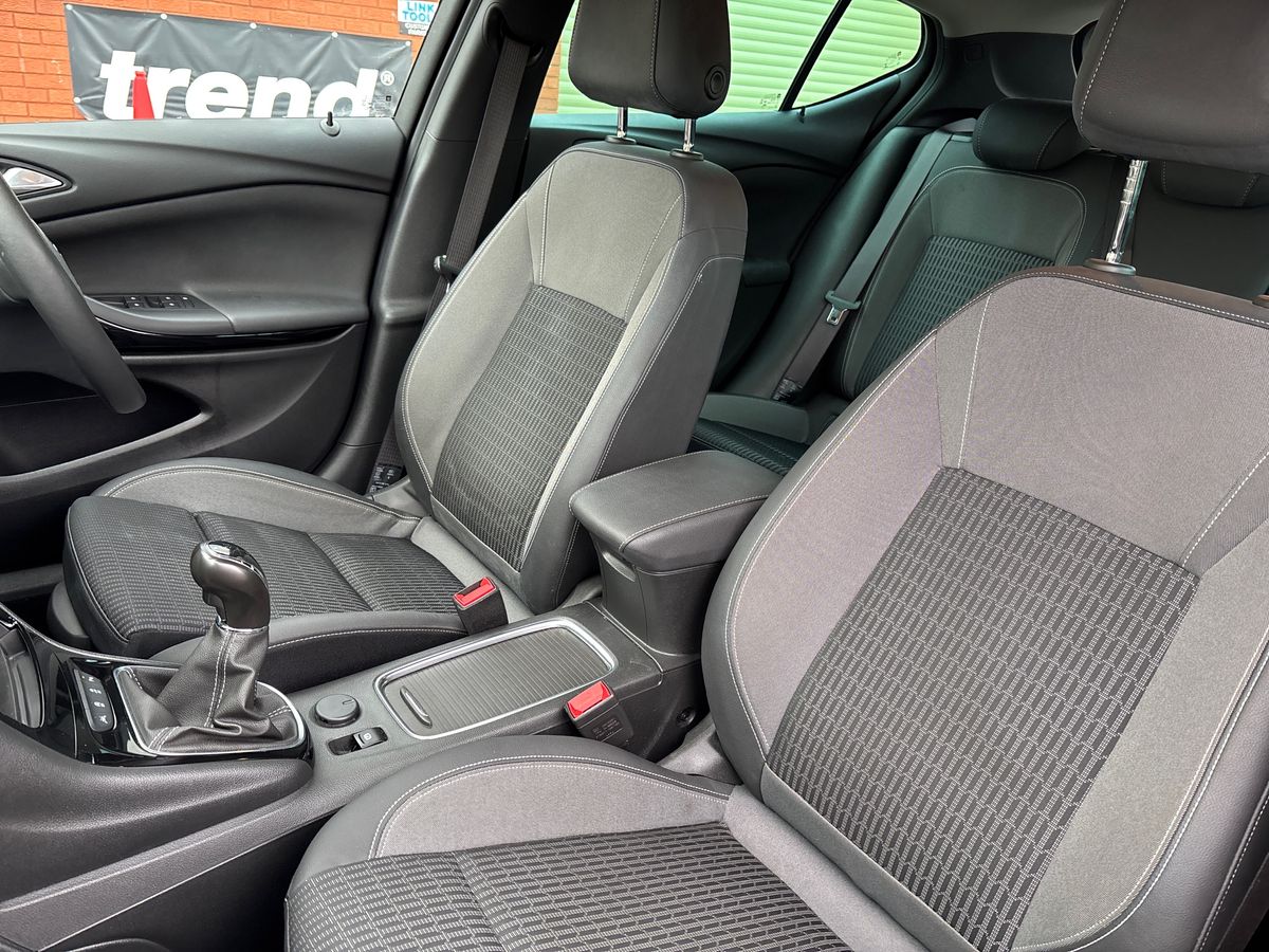 Used Vauxhall Astra 2021 for sale - 76894537: Photo 40