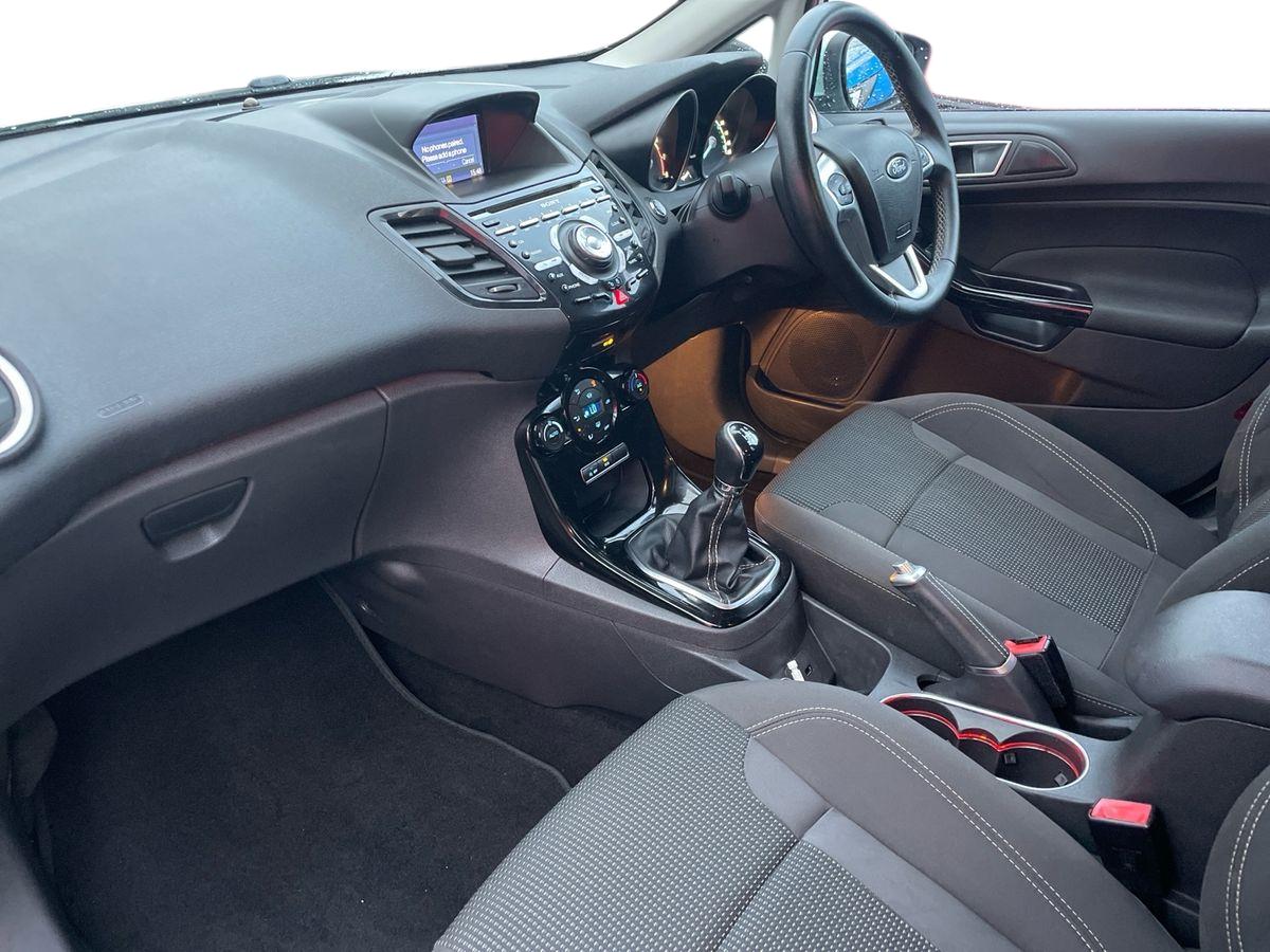 Used Ford Fiesta 2016 for sale - 76872327: Photo 14
