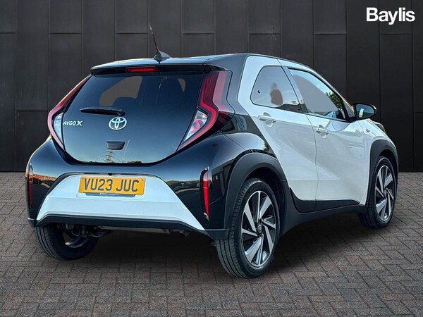 Used Toyota Aygo X 2023 for sale - 76183908: Photo 2