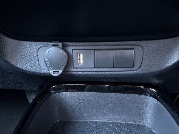 Used Toyota Aygo X 2023 for sale - 76183908: Photo 30