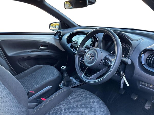 Used Toyota Aygo X 2023 for sale - 76183908: Photo 3