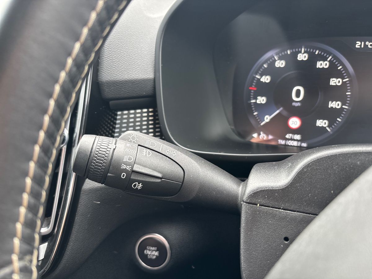 Used Volvo XC40 2020 for sale - 76870055: Photo 28