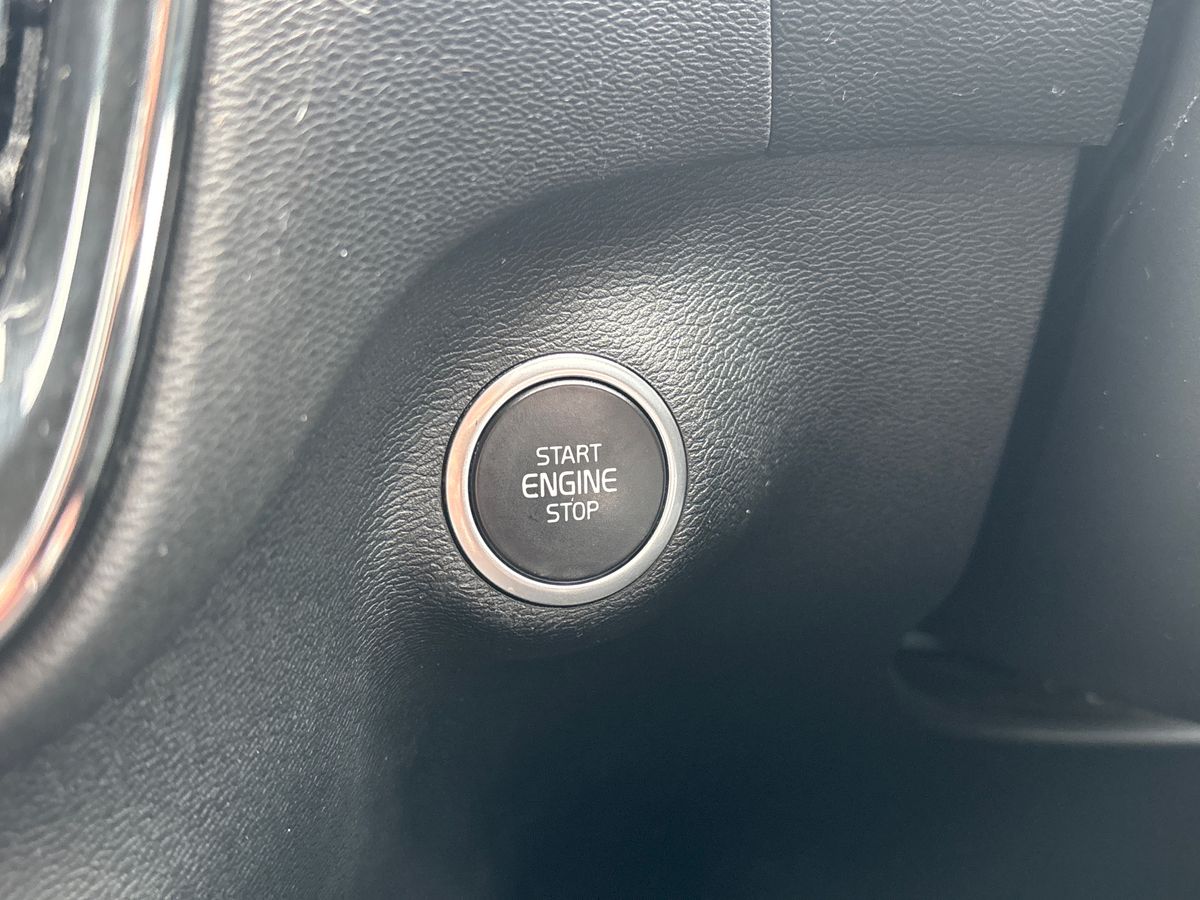 Used Volvo XC40 2020 for sale - 76870055: Photo 31